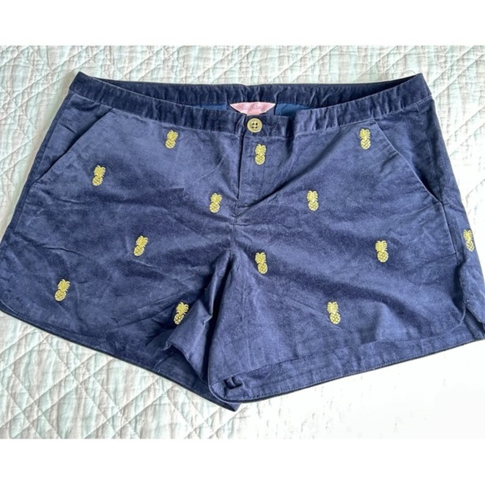 Lilly Pulitzer Adie‎ blue velvet pineapple shorts women Size 10